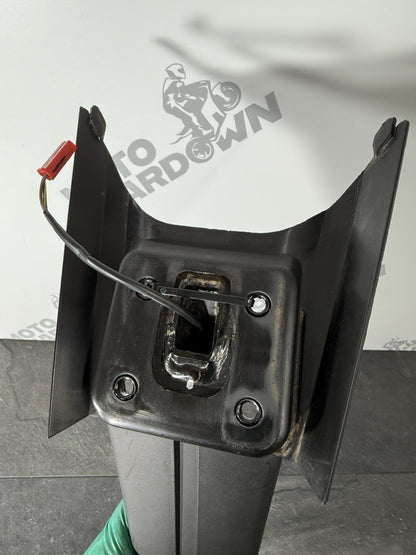 b0f1dfdf-315d-4e12-870b-3c7489675382