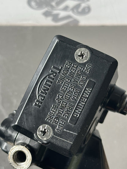 TRIUMPH STREET TRIPLE 675 Front Brake Master Cylinder 2007-2011 OEM Front Brake