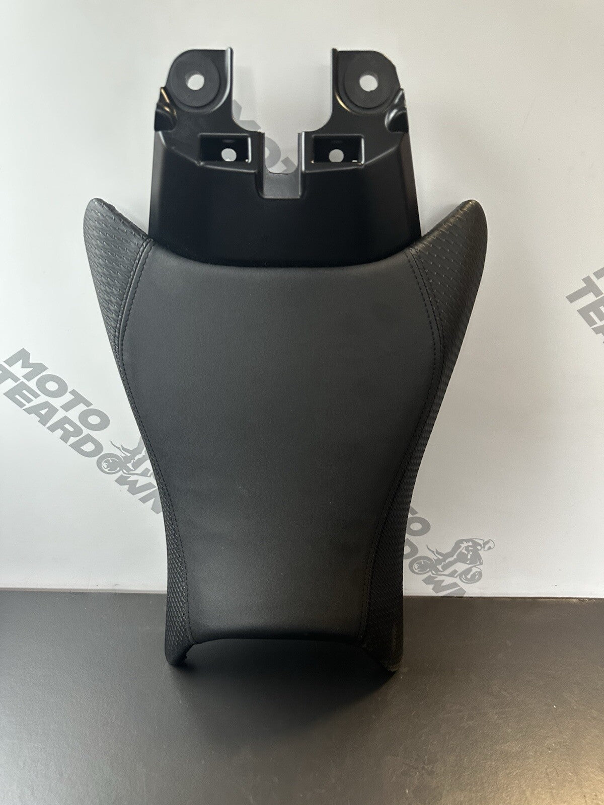 KTM 125 DUKE Seat KTM 125 DUKE Riders Seat 96007040000 OEM 51 Miles