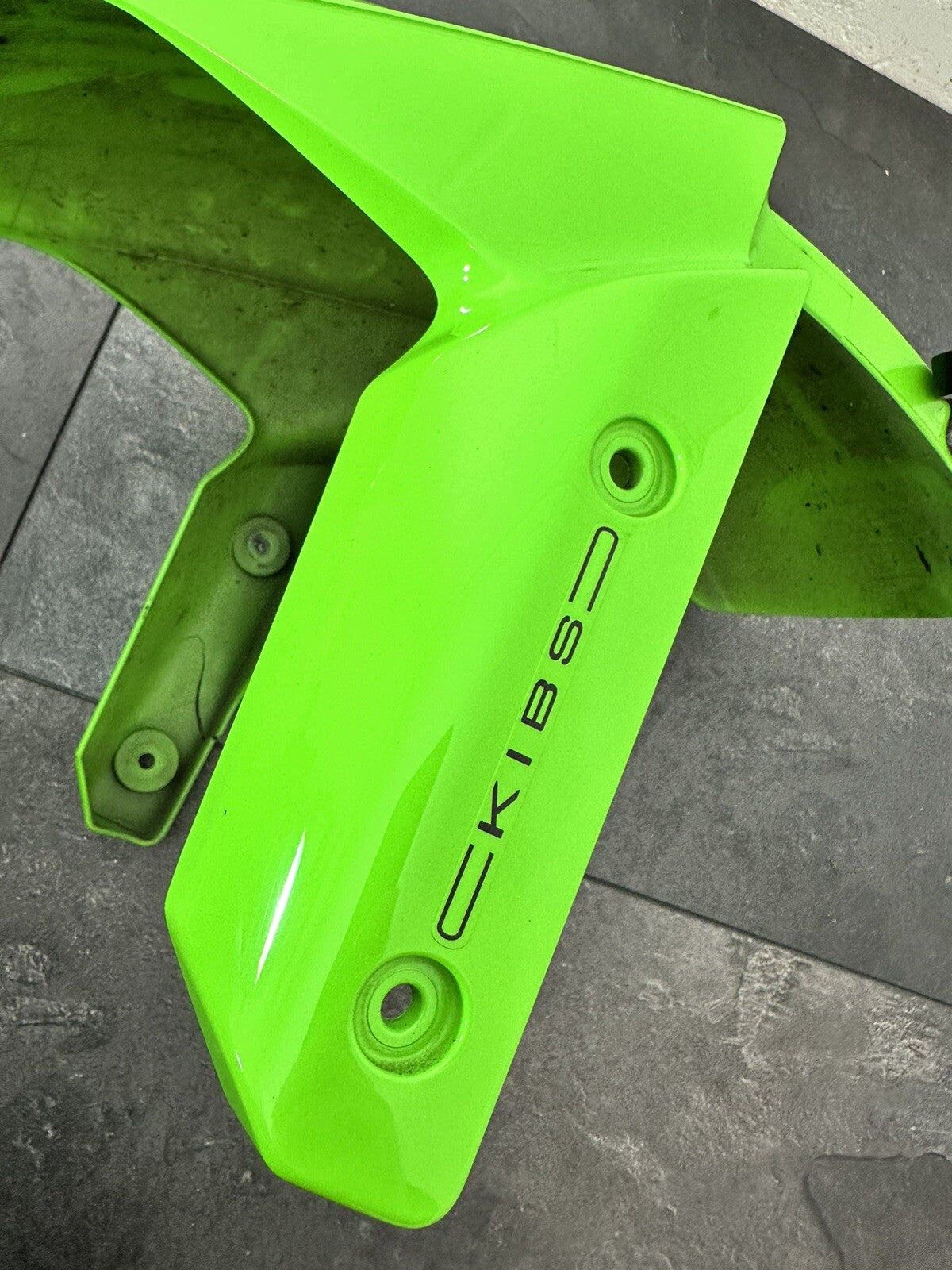 Kawasaki ZX6R 636 ABS 2016 Front Mudguard Fender *CRACKED* 8655m 2013-2015 OEM