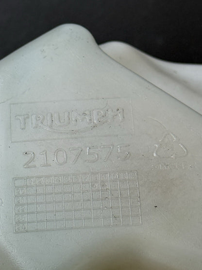 TRIUMPH TRIDENT 660 COOLANT BOTTLE Trident 660 Radiator Coolant Bottle 2021-2024