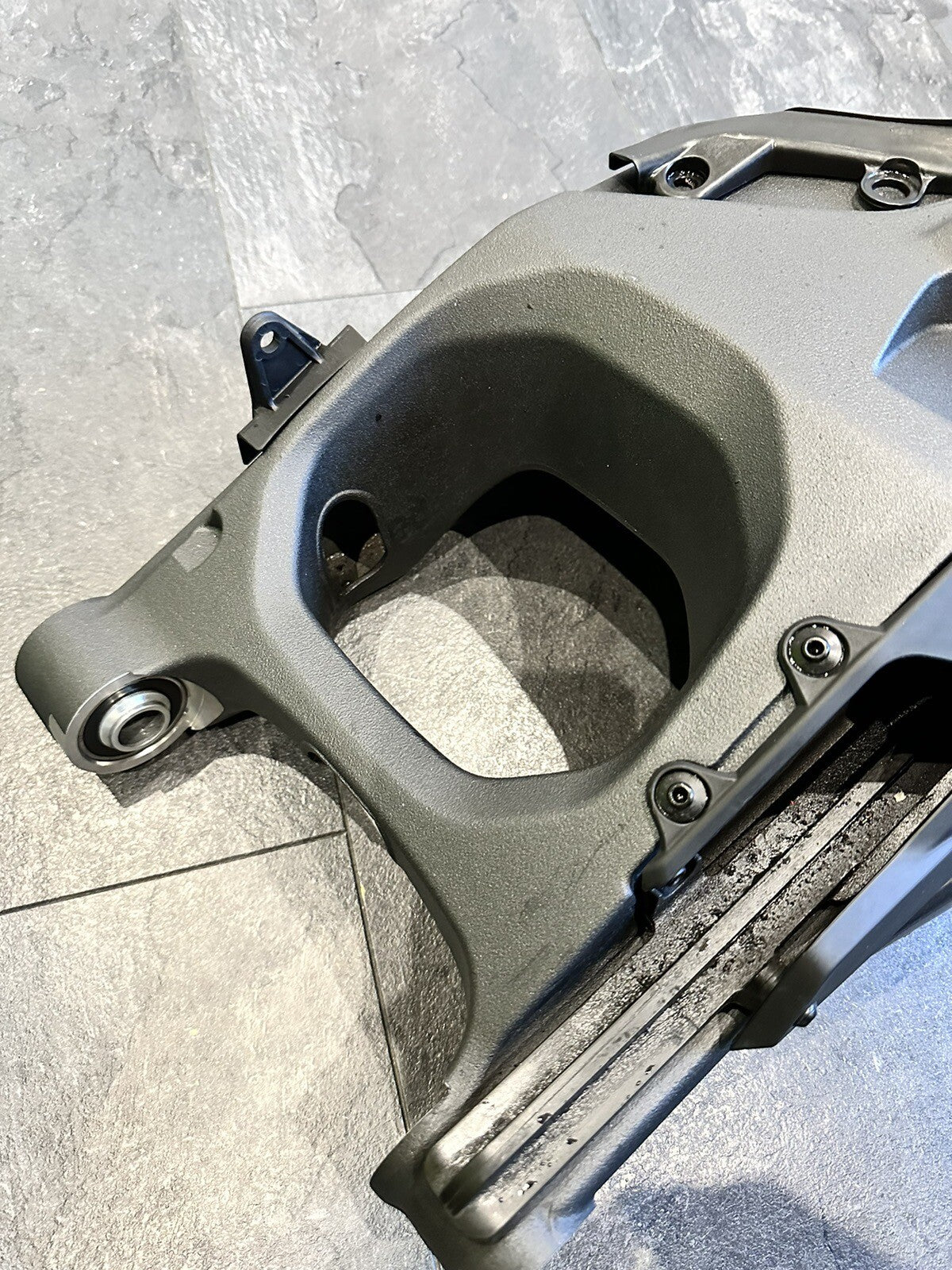 Ducati Multistrada V4 Pikes Peak 2022 Swingarm Rear Swinging Arm 2023 OEM 2024