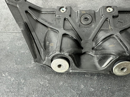 Suzuki GSXR 1000 2014 Fuel Tank Front Cover Bracket 22774 Miles 2009-2016 OEM