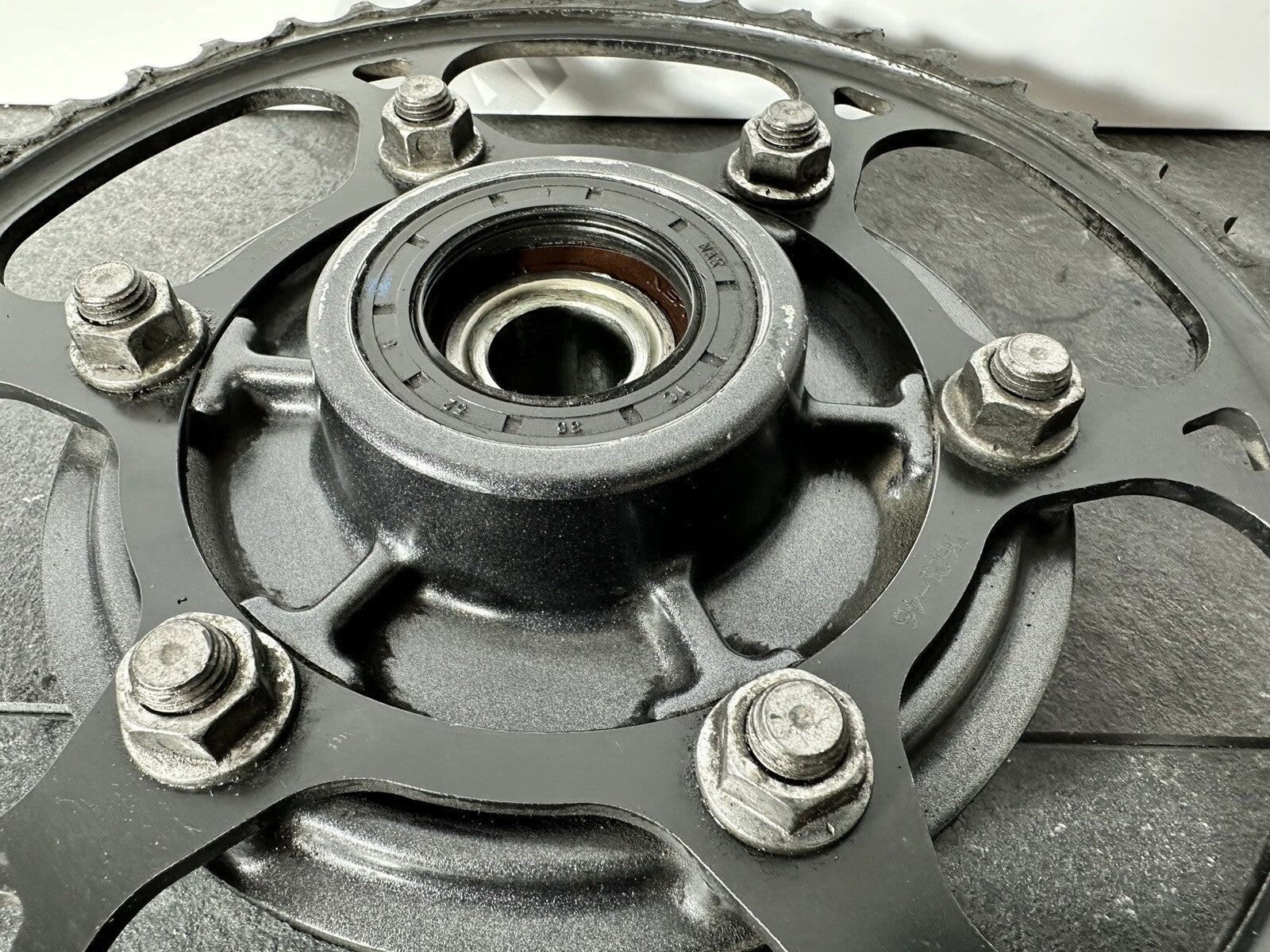 Triumph Street Triple 765 RS 2018 Rear Sprocket Cush Drives 15244m 2017-2020 OEM