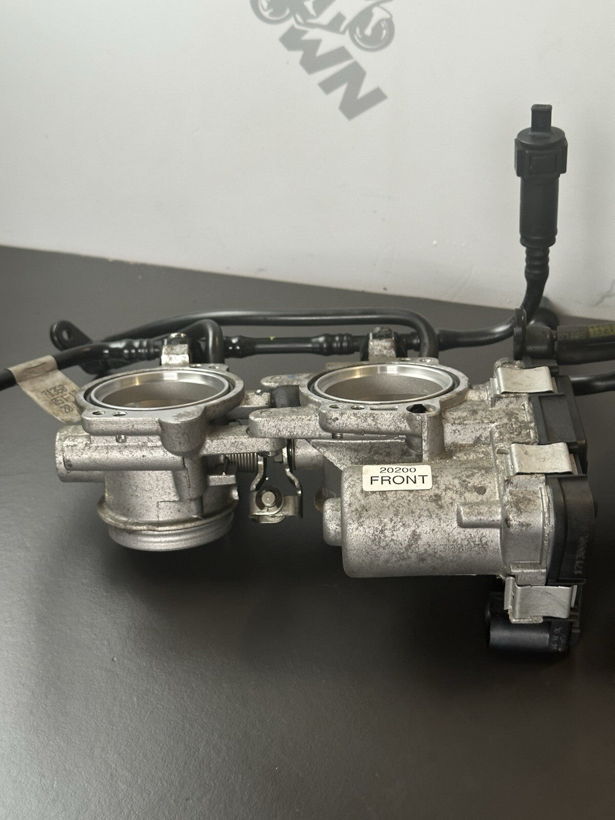 APRILIA TUONO V4 1100 FACTORY Throttle Bodies - 8573046 2017-2020 Front And Rear