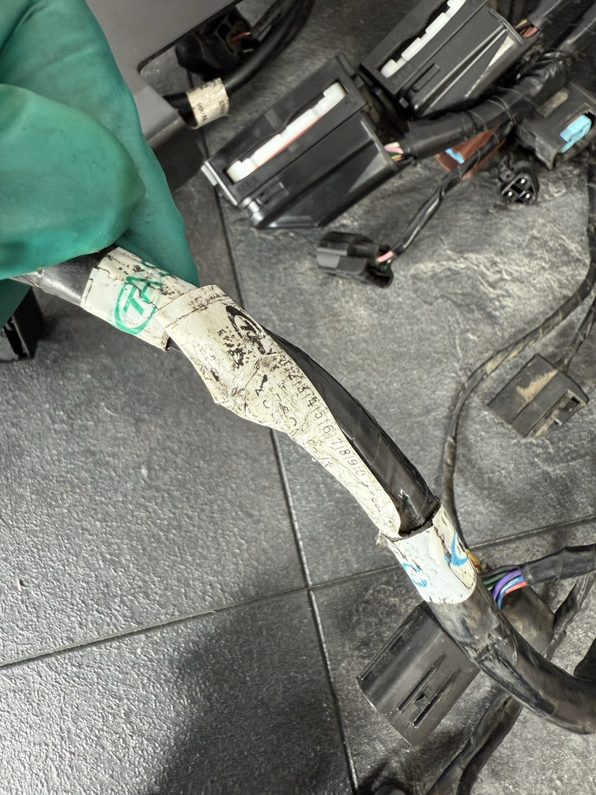 608dabd6-022f-41e3-a6fb-20006b4fabfa