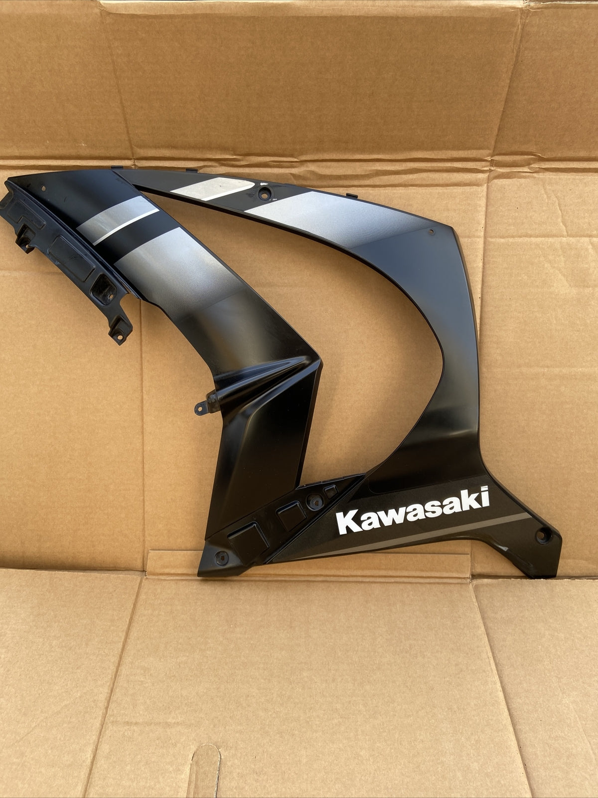 KAWASAKI ZX10R Left Fairing trim left hand black  ZX10R Left Fairing 2014 OEM