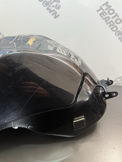 70fd6177-f836-430d-8c0e-79bfadb446f3