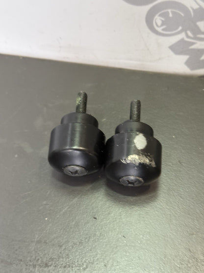 c4582f6d-b13d-4dfe-8b73-9a3830421ccc