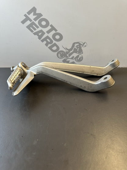 TRIUMPH STREET TRIPLE 765S 765RS Left Pillion Footrest Hanger - T2081987 2017-19