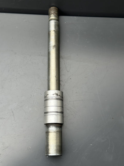 TRIUMPH STREET TRIPLE RS 765 2017-2019 FRONT WHEEL SPINDLE AXLE Front Spindle