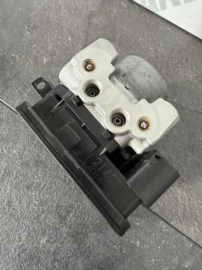 dde39453-fc9d-4653-895c-37f5a21b2251