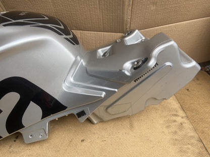 Aprilia Tuono V4 1100 FACTORY Petrol Tank Fuel Tank Tuono V4 Petrol Tank UK ONLY
