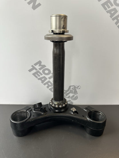 Yamaha MT-07 Yamaha MT07 Bottom lower fork yoke clamp 2014-2017 Lower Yoke OEM