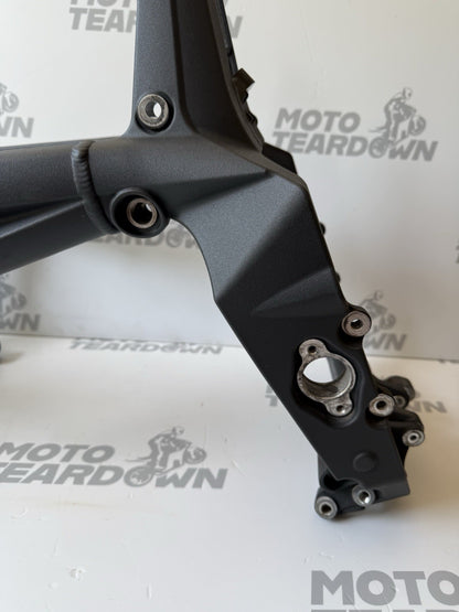 Triumph Street Triple 675R Frame Chassis 675R Chassis CAT N OEM READ DESCRIPTION