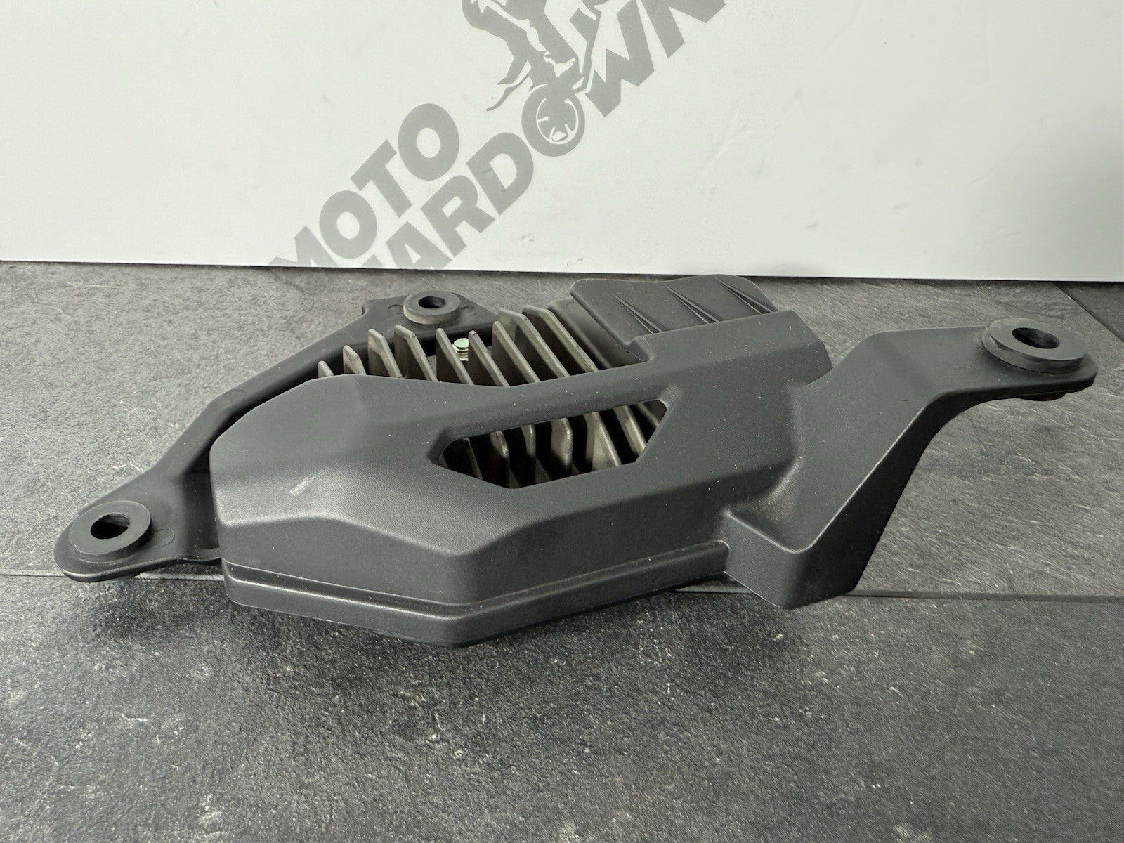 85322100-c809-4cde-b048-e14339d36e88