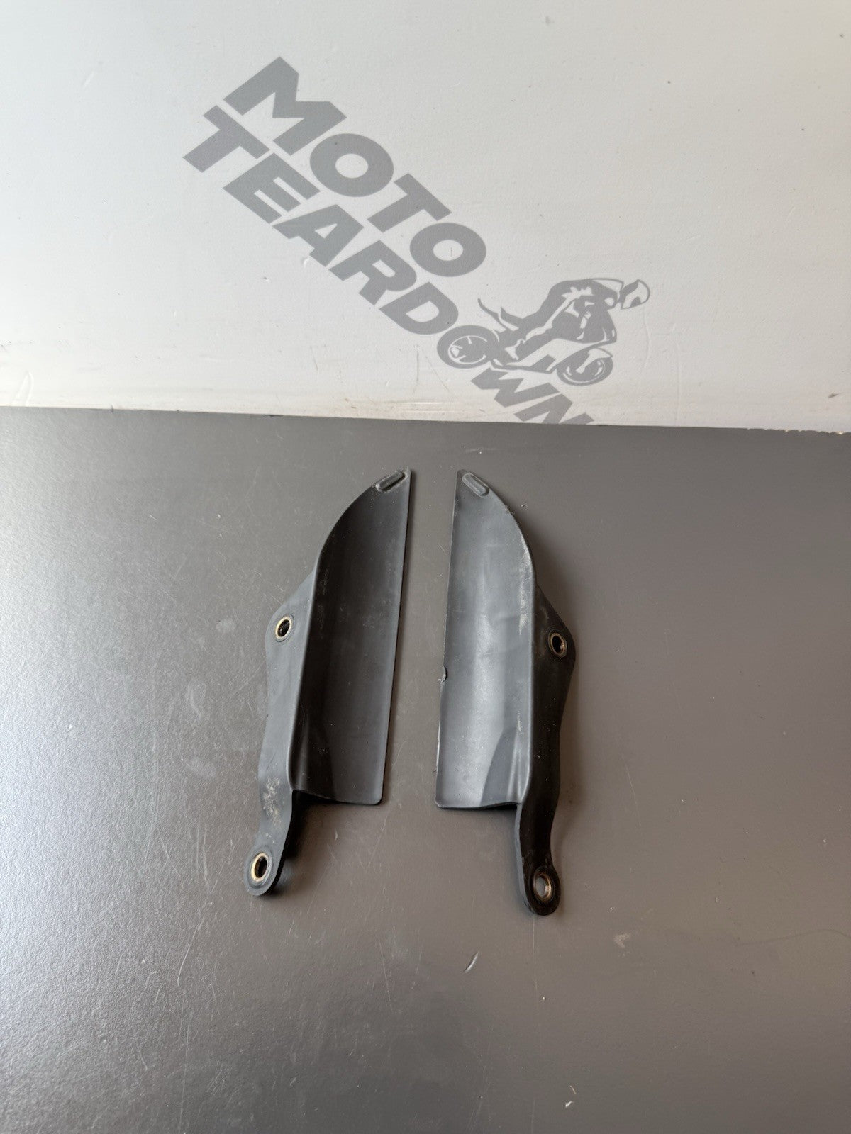 Triumph Street Triple 675 675R  Front Forks Mudguard Trims Fairings T2307558 557