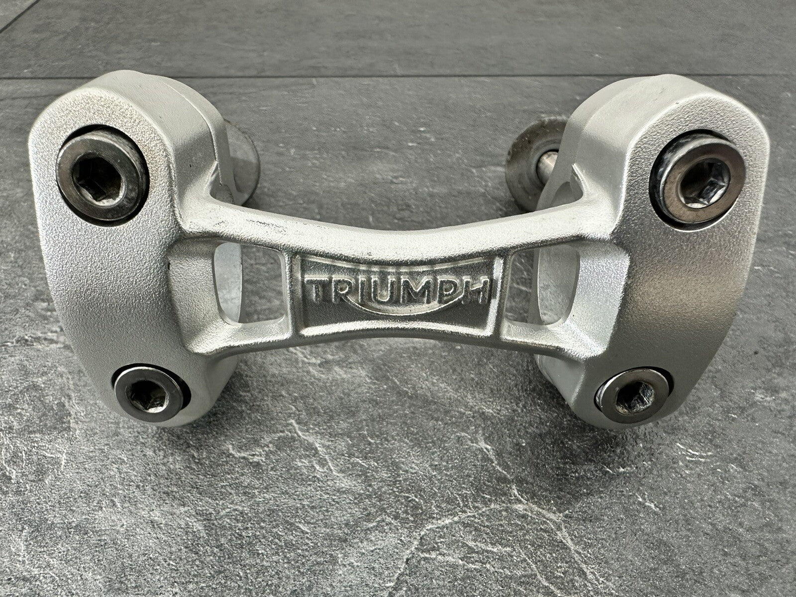 Triumph Street Triple 765 RS 2017 Handlebar Risers Clamps 12184m 2018-2021 OEM