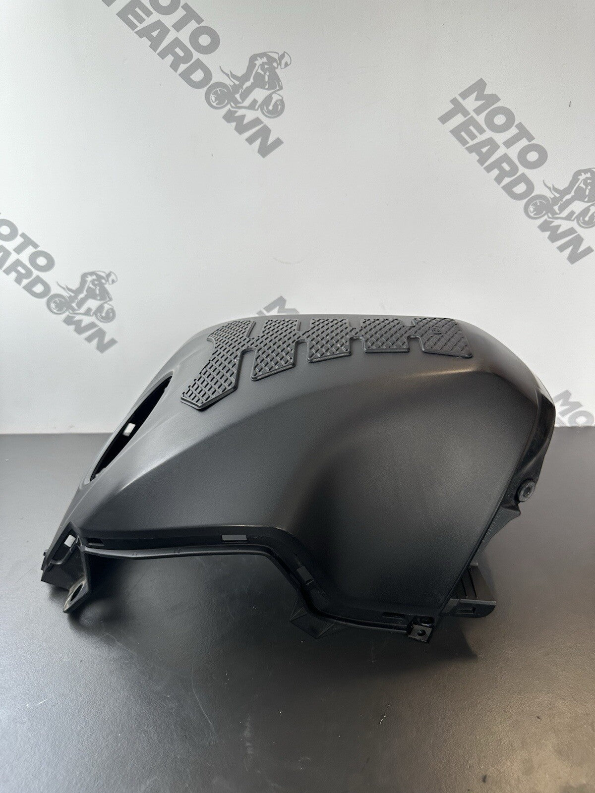 Yamaha MT-03 Yamaha MT03 Tank Cover Centre B9T-F41B1 MT03 Petrol Tank Cover 2020