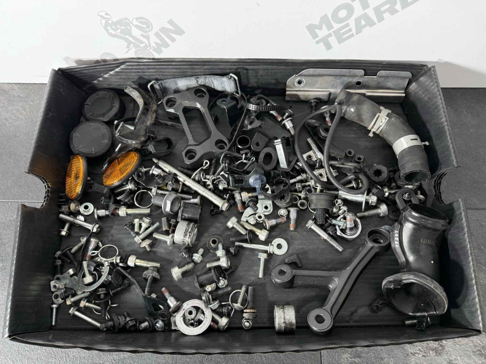 d32e3b41-2c8a-46f2-9bfa-812993b22813