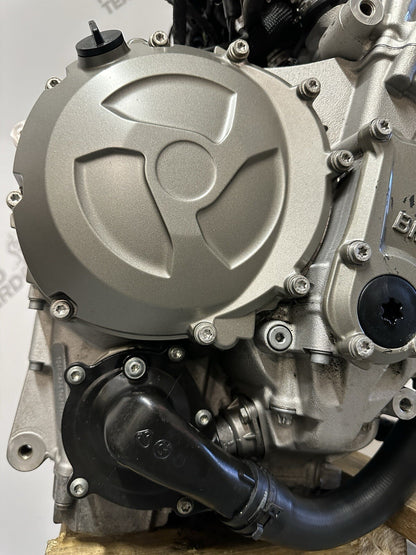 BMW S1000R Complete Engine Throttle Bodies And Wiring Loom 2014 16,807 Miles