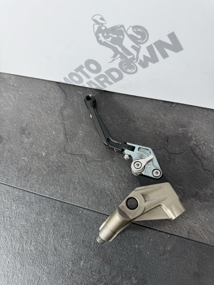 Triumph Street Triple 765 RS 2021 Clutch Perch & Lever 21650 Miles 2020-2022 OEM