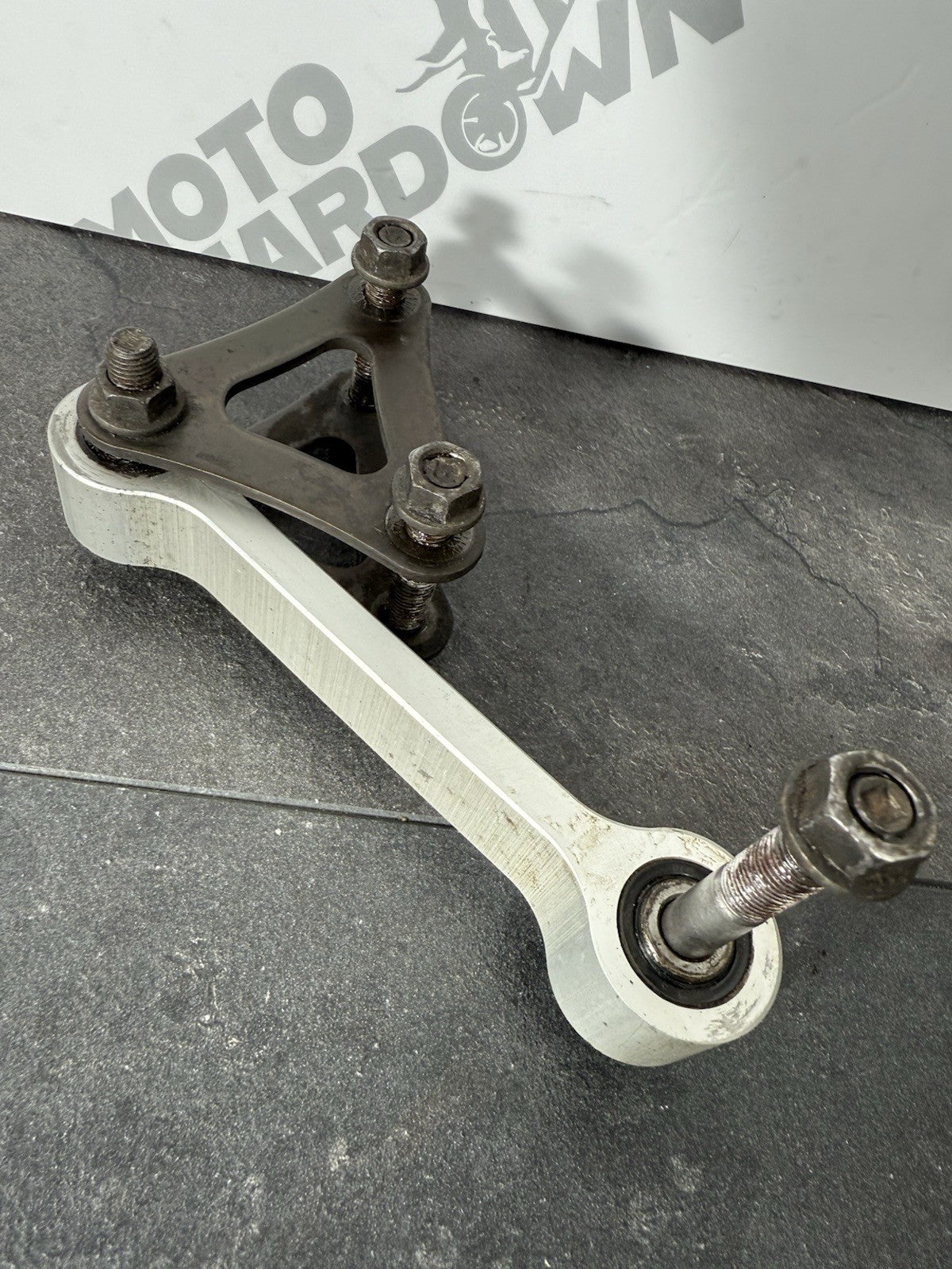 c7b2bd81-7a92-4fef-ba2e-04e6a4a72d35