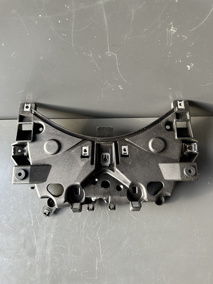 TRIUMPH STREET TRIPLE 765RS 2017-19 REAR SEAT LATCH BRACKET BRIDGE OEM 2070384