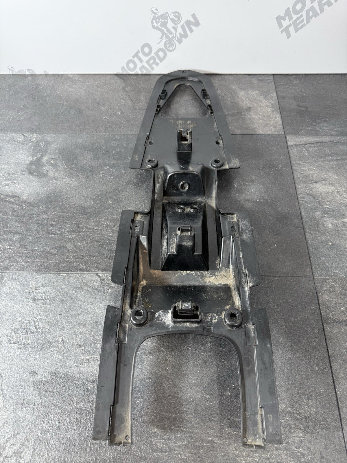 Yamaha YZF R125 R 125 2014 Subframe Undertray Panel 26983 Mile 2008-2018 OEM