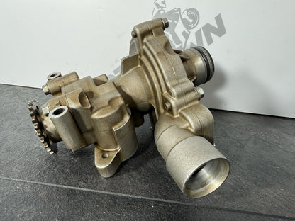 Triumph Street Triple 765 R 2017 Oil Pump Assembly 18498m 2018-2021 OEM