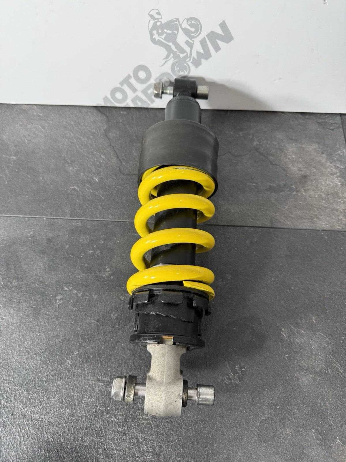 04c1a653-8133-4236-bf1b-eaa984bf819a