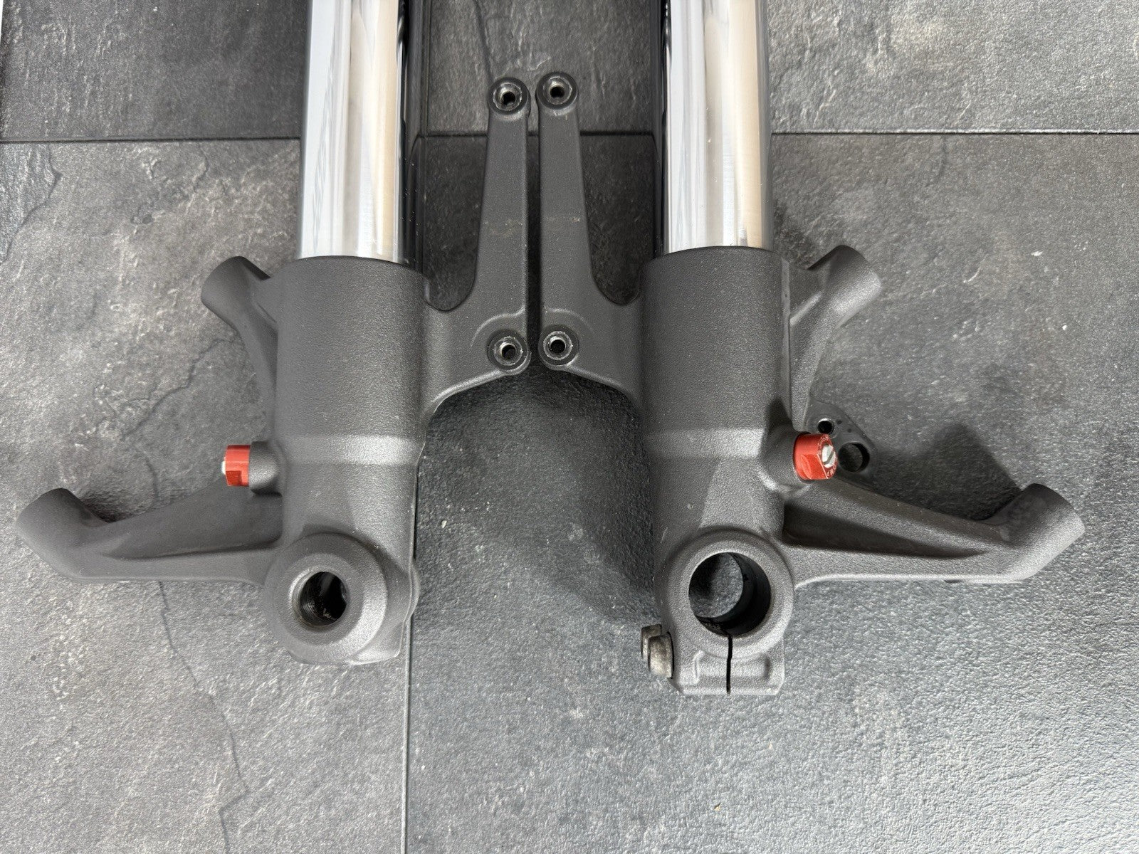 49f1e822-5a7c-4eac-8bf0-0466e17a5e89