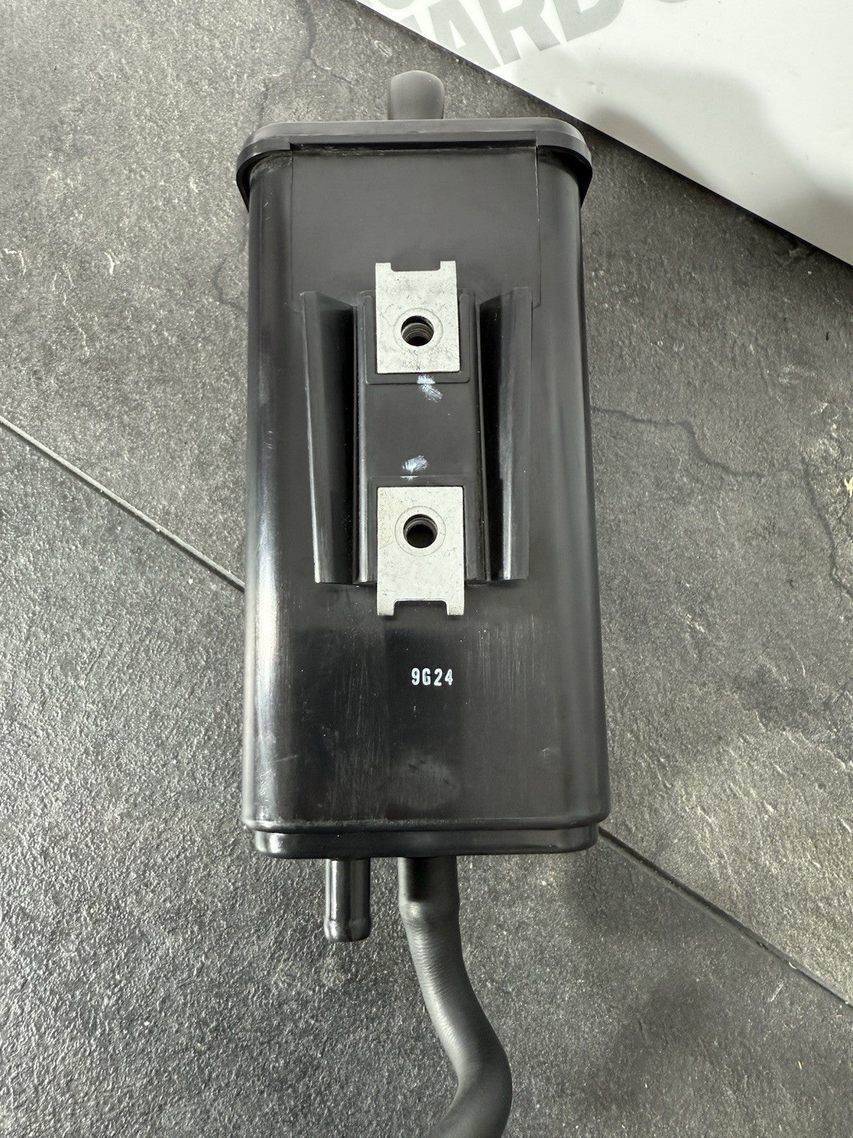 052180ce-fd4f-4d7e-bd5c-f3f49ab016e1
