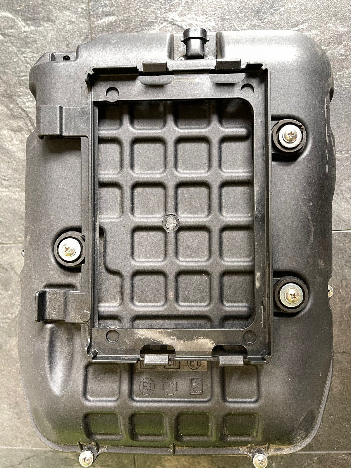 Aprilia Tuono V4 1100 Factory 2017 Airbox Air Filter Only 9262 Miles RSV4 OEM