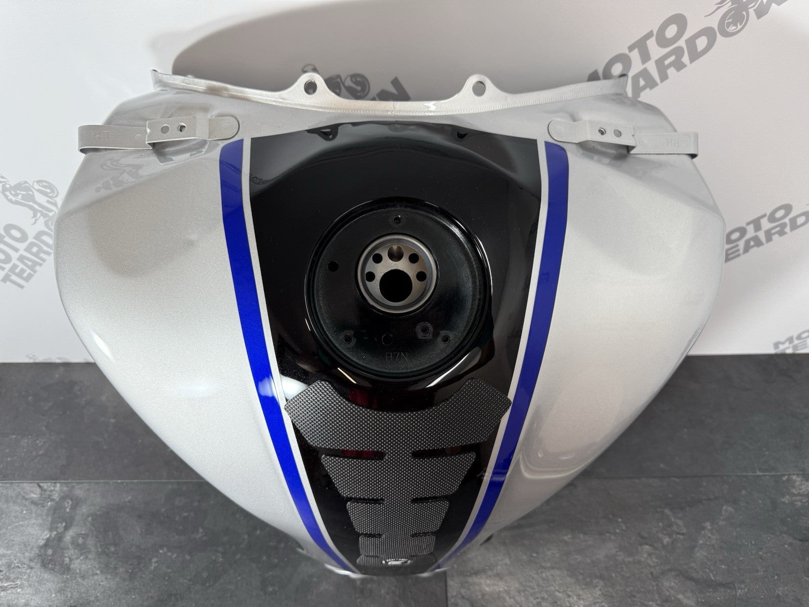 e28ff170-5fad-4069-b22c-dfdf60880a02