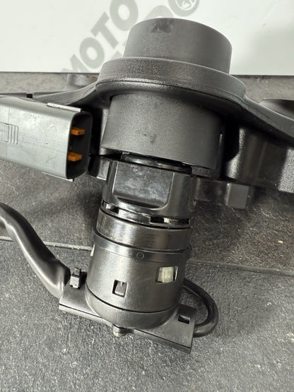 ad568ee0-1e05-4acf-9541-d62b8dff1fcc