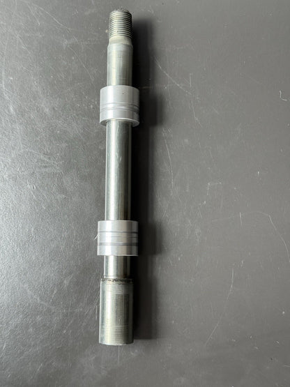 Triumph Trident 660 Front Wheel Spindle And Spacers Trident 660 2021-2024 OEM