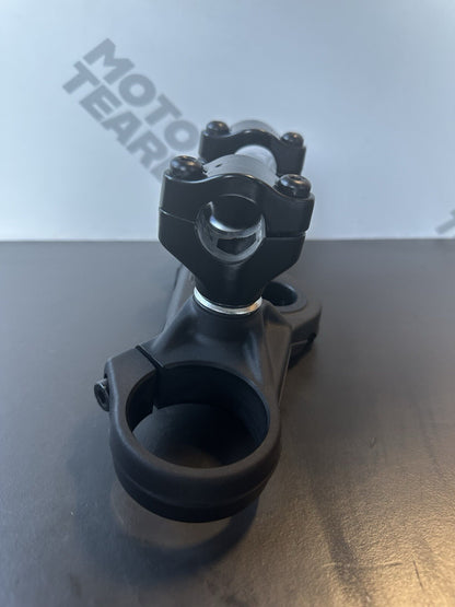 KTM 125 Duke top yoke Top Clamp Upper Yoke Upper Clamp 2024- Only 51 Miles OEM