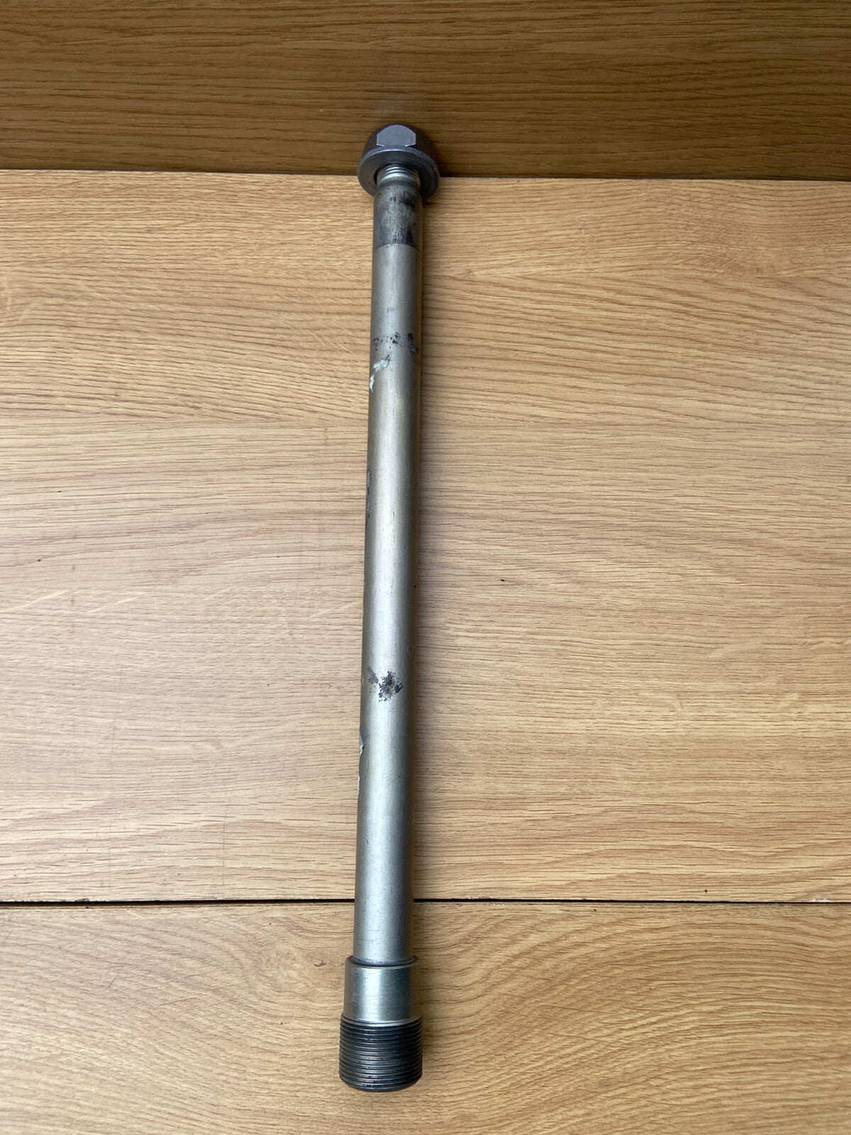 BMW S1000R Sport 2021 swingarm arm spindle pivot axle BMW S1000R Swingarm Spindl