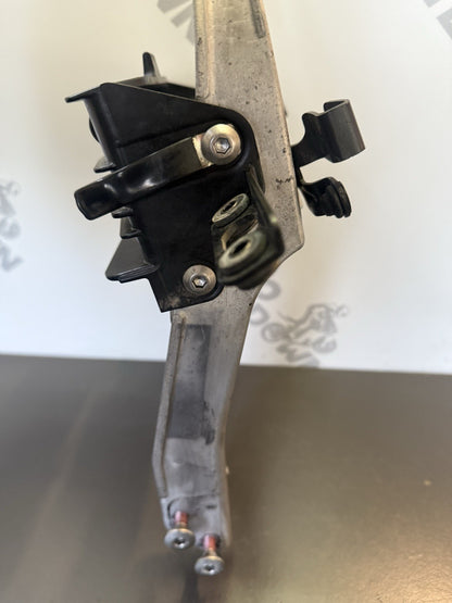 fff78b60-5e32-453a-9334-801a666010b0