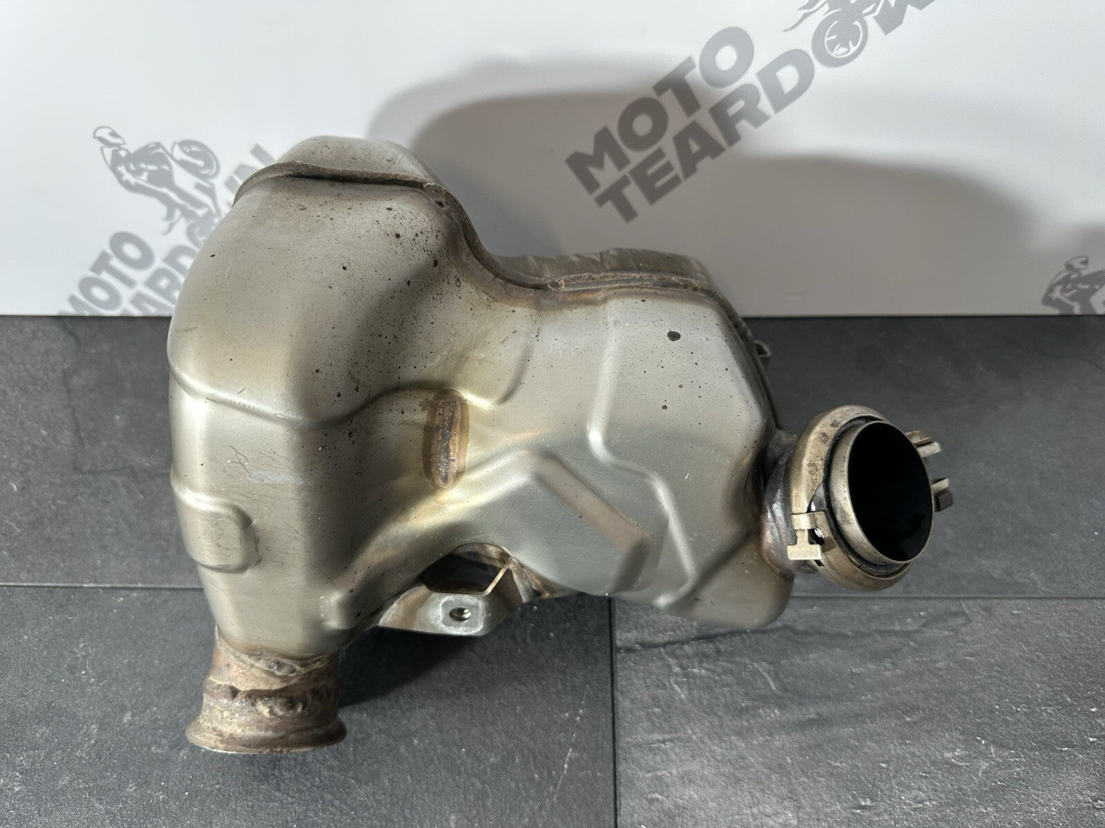 KTM 790 Duke 2020 Exhaust Cat Box Catalytic Converter 3766 Miles 2018 2019 OEM