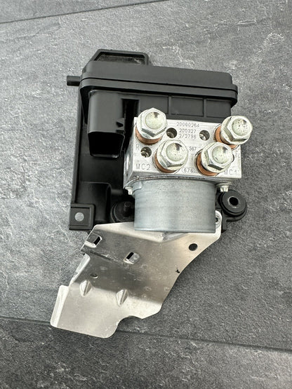 Aprilia Tuono V4 1100 Factory 2020 ABS Pump Module Actuator 6889 Miles OEM 2019