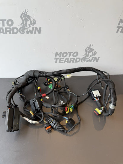 25adb265-936f-40b4-bec0-0047af021095