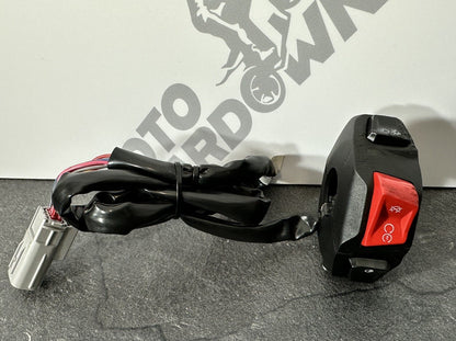 Aprilia Tuono V4 1100 2021 Right Switchgear Controls 6606 Miles 2022-2024 OEM