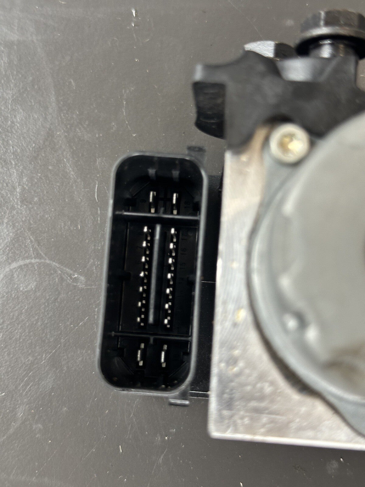 TRIUMPH SPEED TRIPLE RS 1050 2018-2020 ABS Pump T2022250 OEM 1050RS ABS PUMP OEM