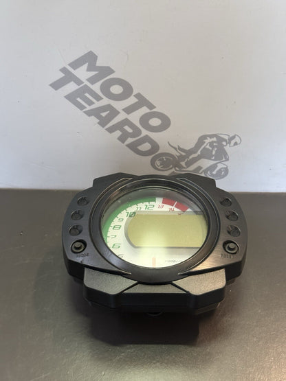 c9ea75c6-69ff-42f4-8b6c-4cd247a2e662