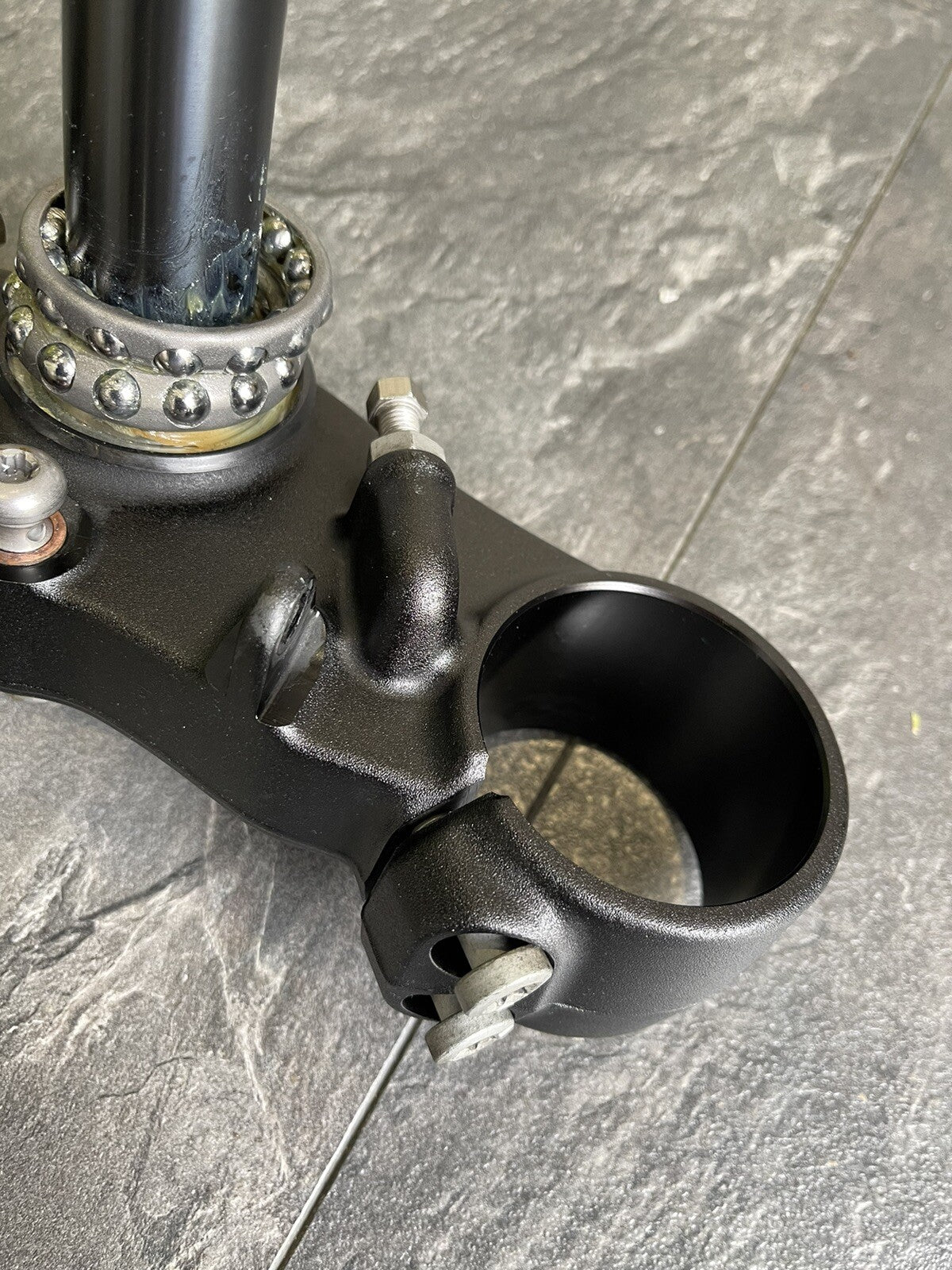 KTM Superduke R 1290 2018 2019 Lower Yoke Bottom Yoke for WP Front Forks OEM