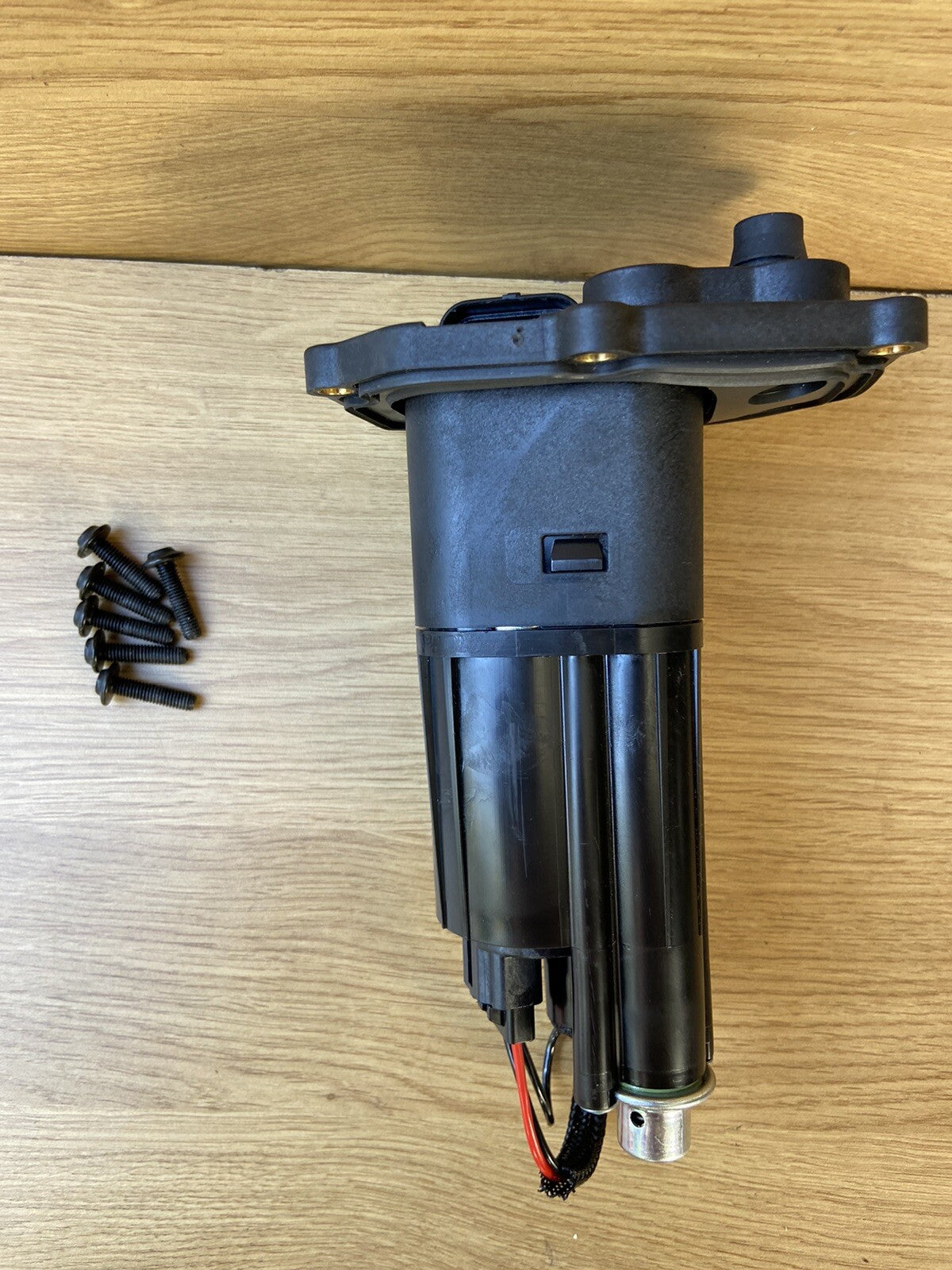 Ducati Supersport petrol Pump fuel pump 16024341A 2963 Miles UK ONLY Supersport