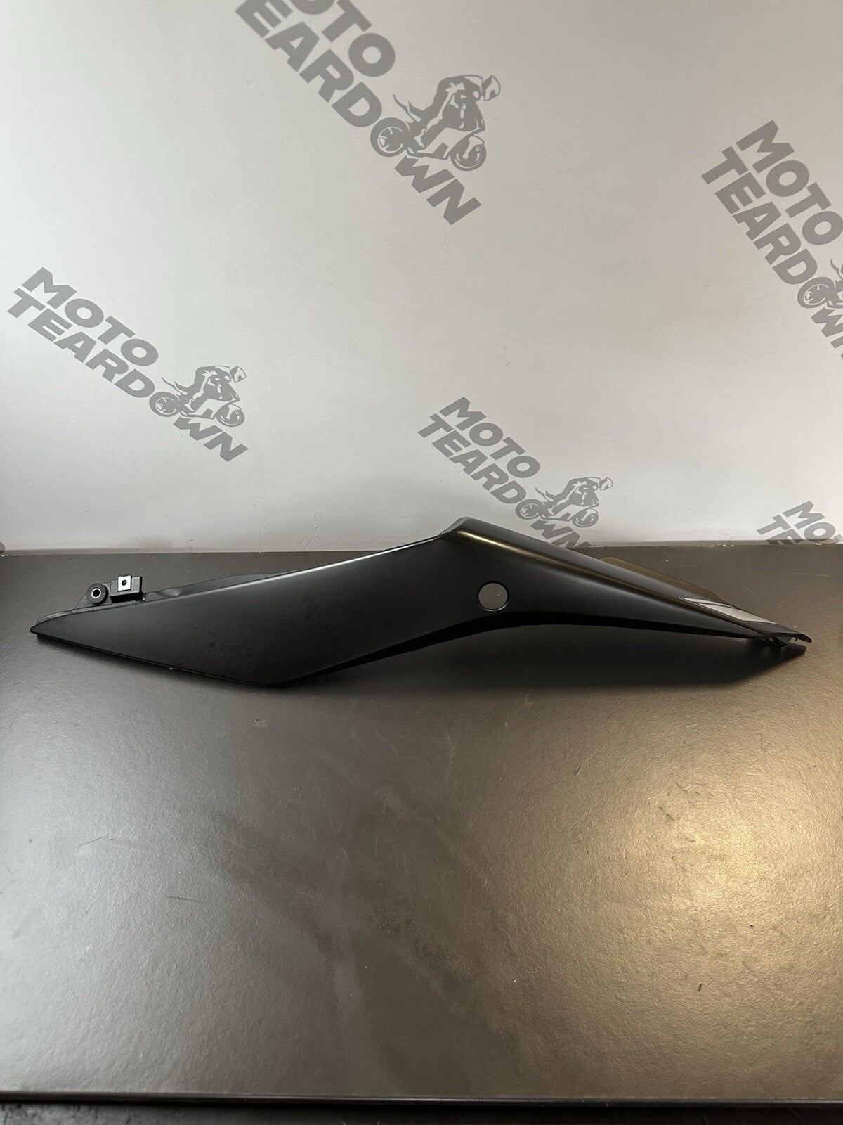 Yamaha MT03 MT-03 Left Rear fairing panel rear left wing Panel 1WD-F1711-00 OEM