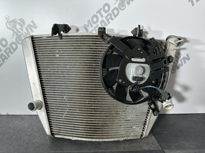 Suzuki GSXR 1000 2014 Radiator Coolant Radiator 22774 Miles 2009-2016 OEM